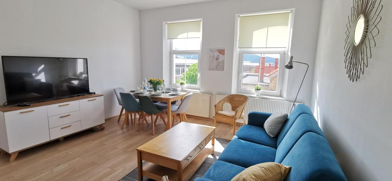 Słoneczny apartament blisko jeziora i gór Bielawa (Dzierzoniow) Exterior foto