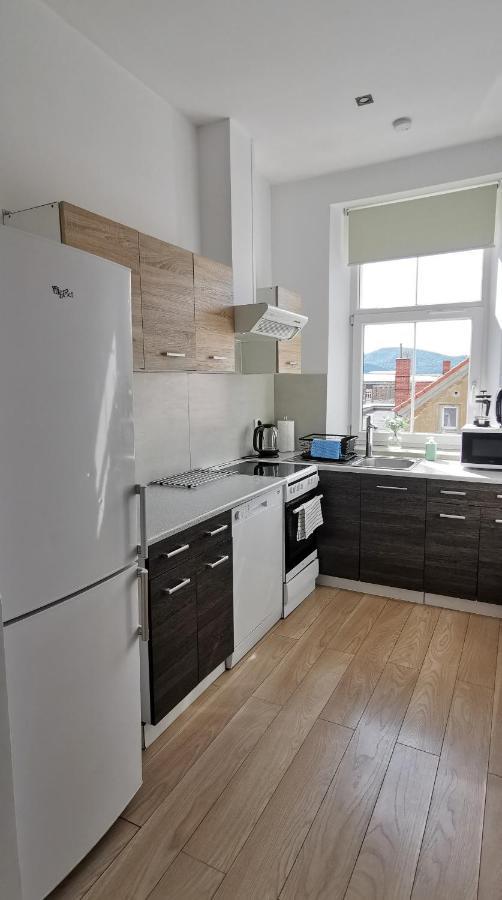 Słoneczny apartament blisko jeziora i gór Bielawa (Dzierzoniow) Exterior foto