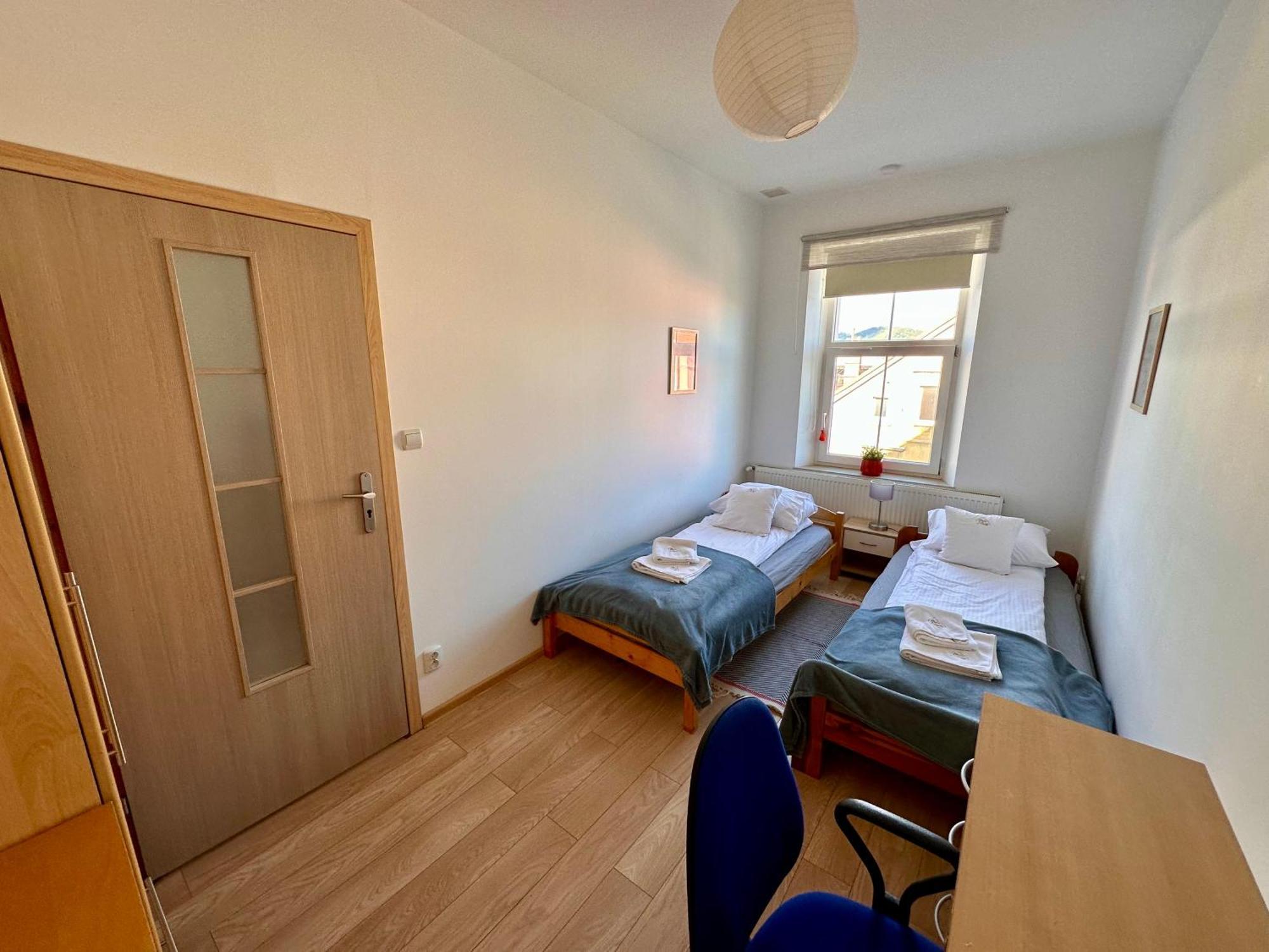Słoneczny apartament blisko jeziora i gór Bielawa (Dzierzoniow) Exterior foto
